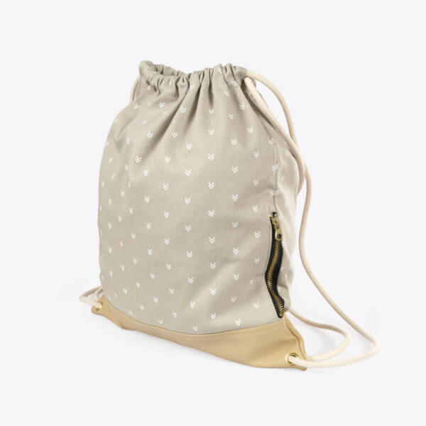Kordel Rucksack / Turnbeutel mit Pfeilen (Olivgrün) – Bild 2