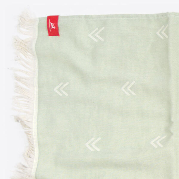 ROTHIRSCH arrow towel olive detail