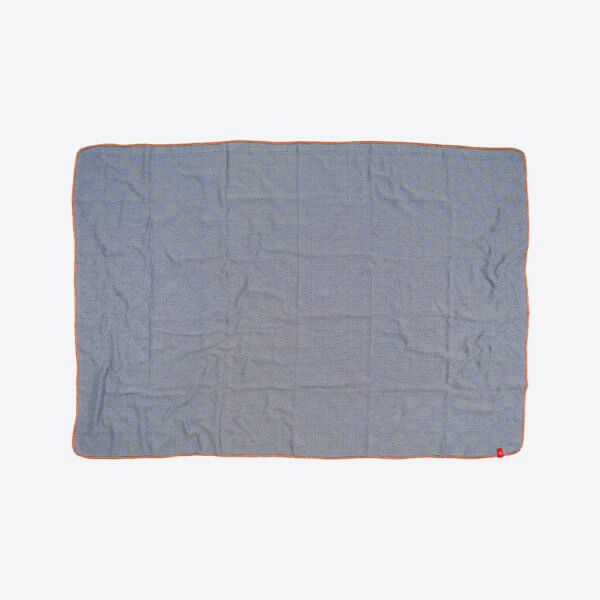 ROTHIRSCH camping blanket blue front