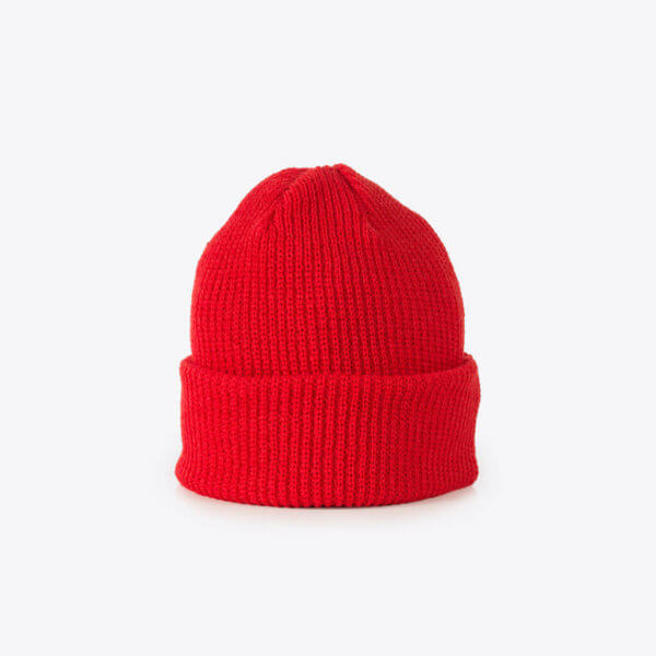 ROTHIRSCH merino wool beanie red stand