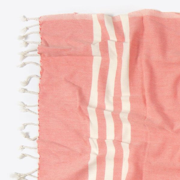 rothirsch picnic towel red detail