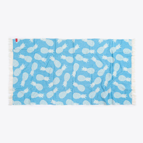 rothirsch pineapple collection towel blue front